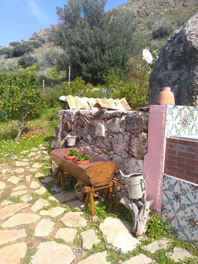 Il Corbezzolo Suite Appartament Castelluzzo Bagian luar foto
